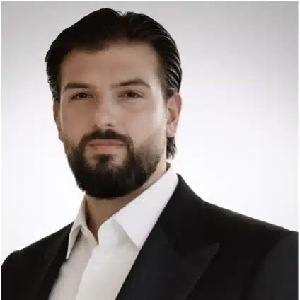 Dr. Antonio Esposito 